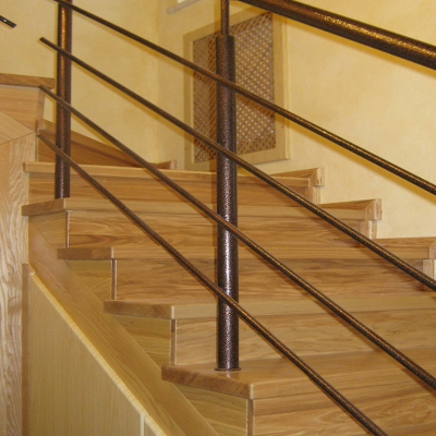 Лестницы деревянные